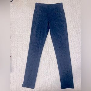 women’s clean elevation leggings blue XS